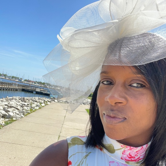 EASTER READY! Fascinator (cream) - Picture 2 of 4